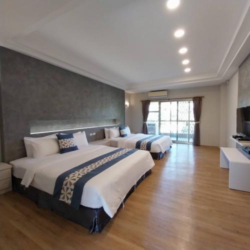 椰林四人房(205)